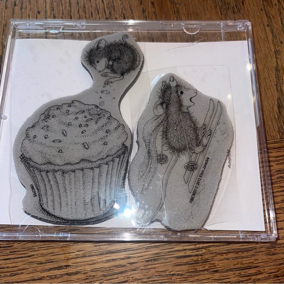 House Mouse Stampendous Cling Rubber Stamp Cupcake Jump & Ski Run New - Picture 2 of 3